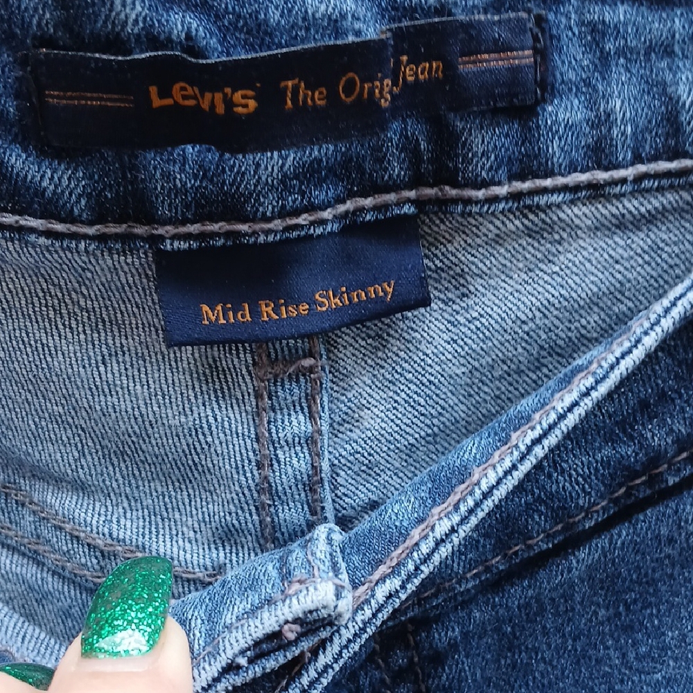 Levis Gently Worn Levi's Blue Denim Jeans Size 16M - Picture 2 of 6